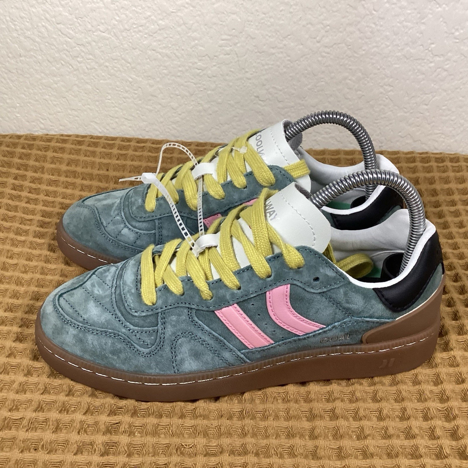 Coolway Goal Womens Sz 7 Suede Sneakers Green Pink Yellow Skater Streetwear